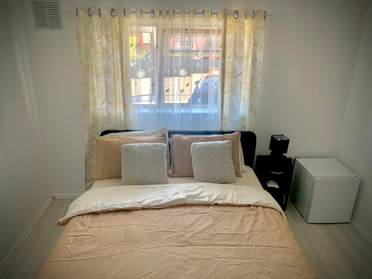 Double Room Bentilee Bucknall  외부 사진