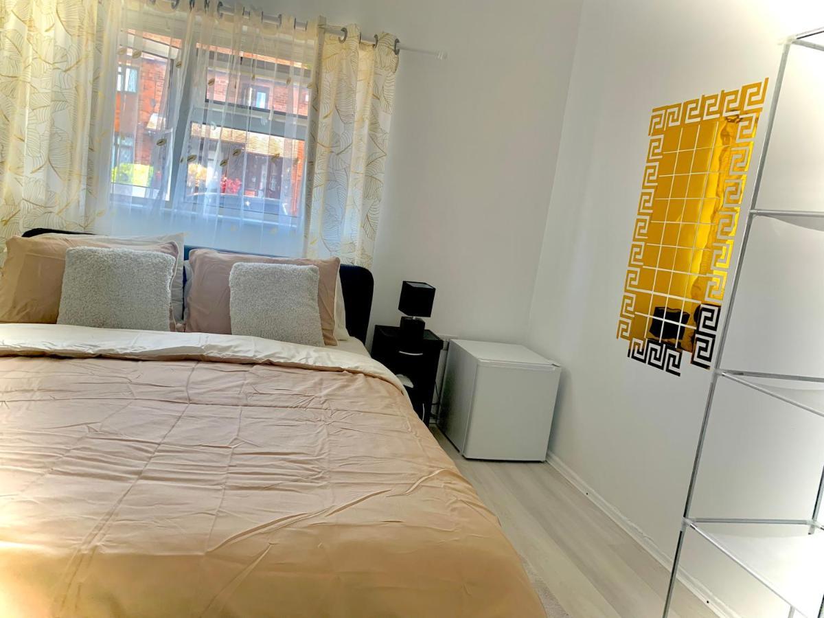 Double Room Bentilee Bucknall  외부 사진