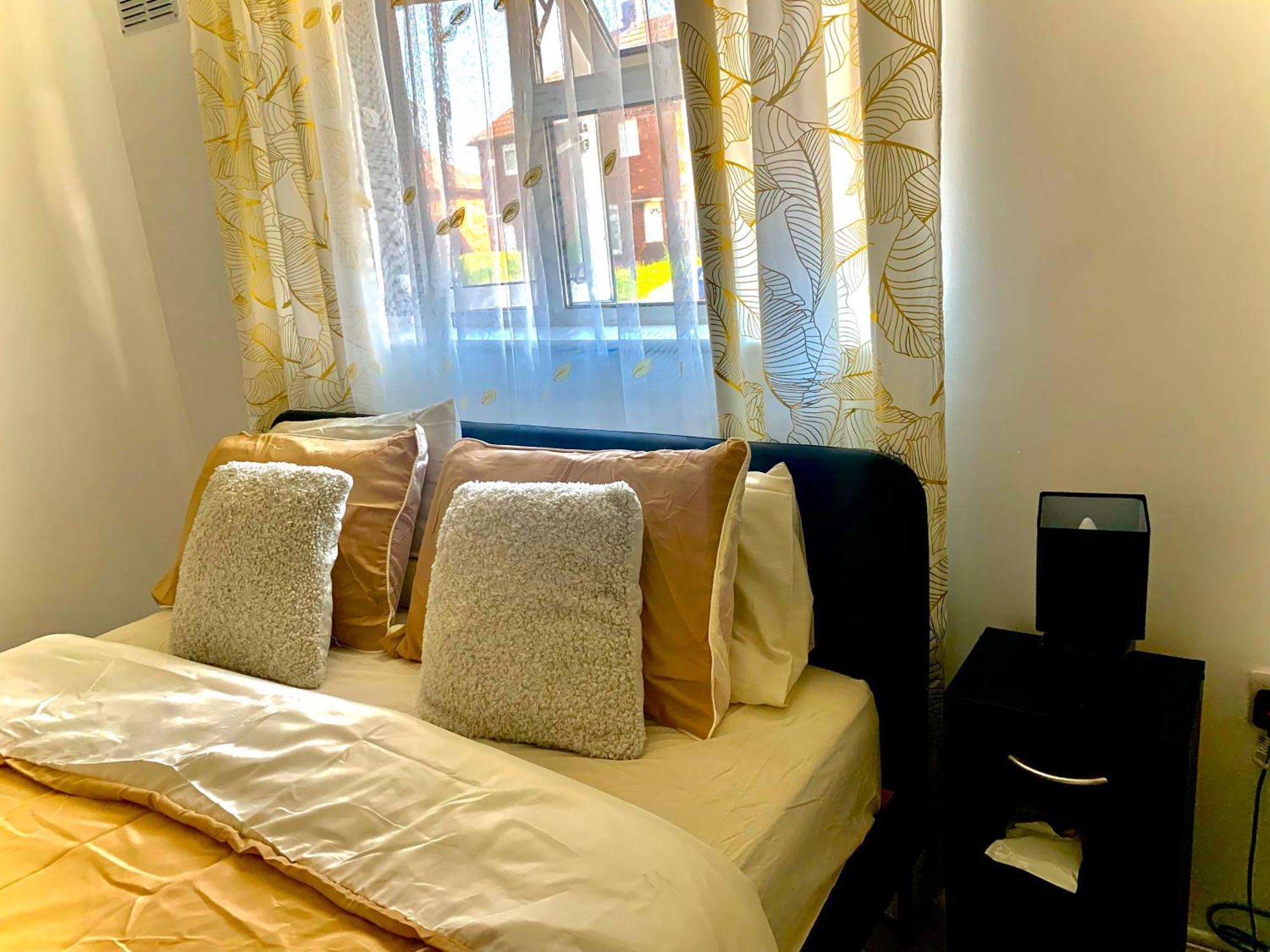Double Room Bentilee Bucknall  외부 사진